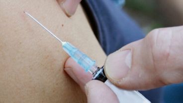 Las vacunas contra la neumonía llegarían en los próximos días.