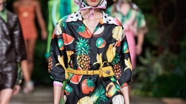 Las frutas coparon las pasarelas en las presentaciones de la nueva temporada