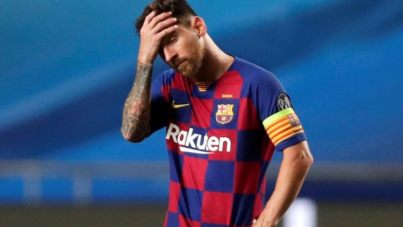 El futbolista argentino es investigado para saber si rompió los protocolos covid en su casa con sus compañeros. 