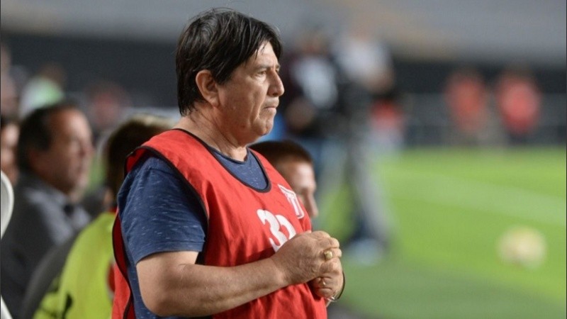 Valdez se hizo famoso por la ayuda que le brindó al plantel de Estudiantes en la Copa Libertadores de 2009.      