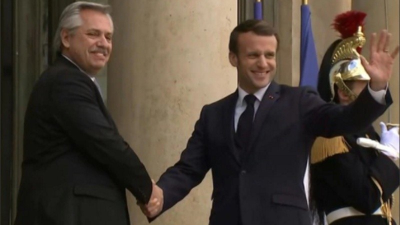 Alberto Fernández y Emmanuel Macron durante su encuentro en París en 2020.
