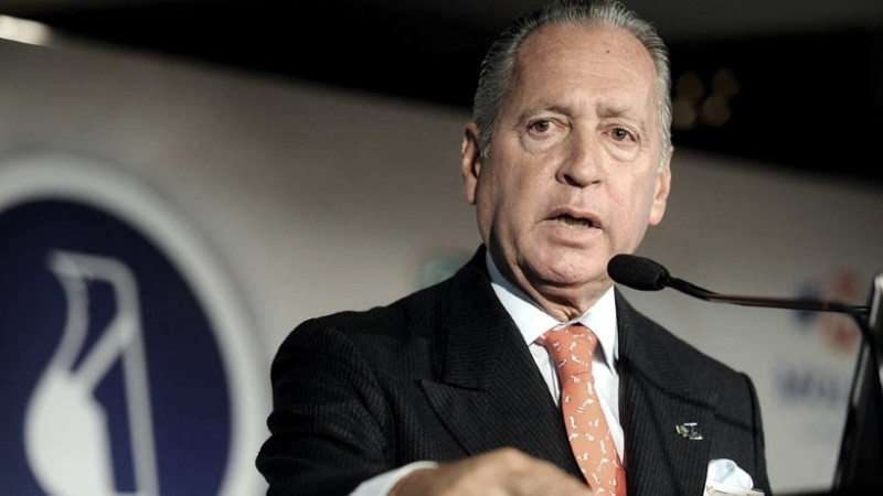 Funes de Rioja es abogado laboralista, representante de empresas alimenticias.