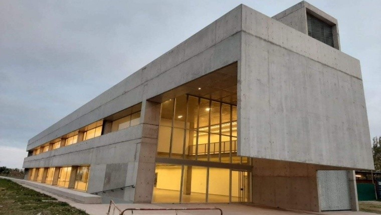 Edificio UNR Innova, donde funcionará la incubadora de emprendimientos
