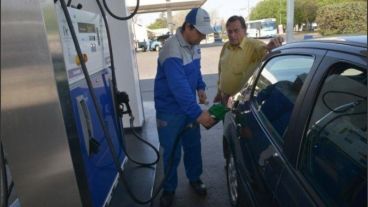 Los precios suben en los surtidores desde este domingo.