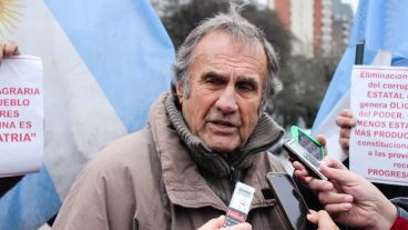 El ex gobernador fue internado nuevamente en la capital provincial.