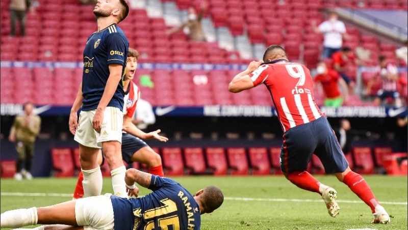 El uruguayo, clave en la victoria que podría definir el título de la liga.