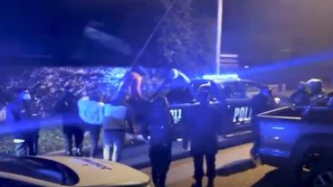 Los presentes en la fiesta de zona oeste fueron trasladados a la comisaría.