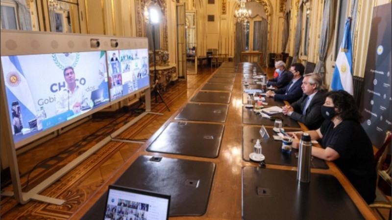 El presidente deberá actualizar el decreto con las restricciones en las próximas horas. 