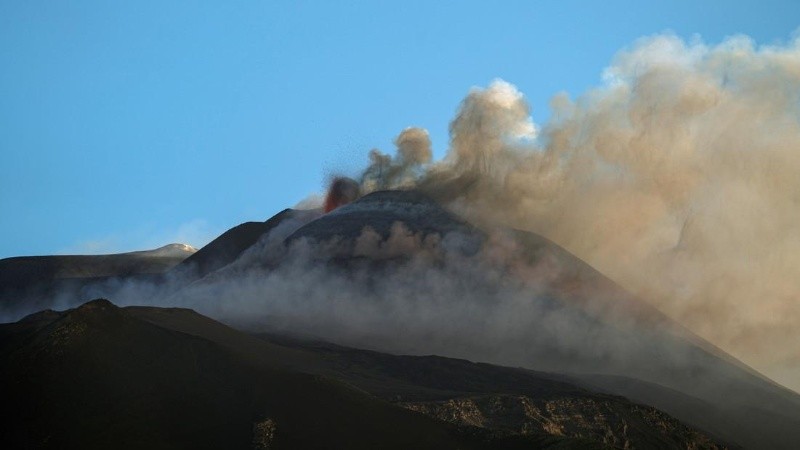 El Etna es considerado el volcán activo más alto de Europa.