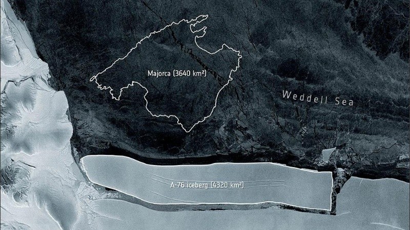 El iceberg bautizado A-76, tiene unos 170 kilómetros de largo.