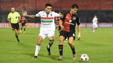 Jonatan Cristaldo fue el más claro de los delanteros rojinegros.