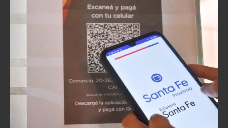 Billetera Santa Fe es un programa que otorga un 30 por ciento de reintegro en compras de alimentos, indumentaria, calzados, jugueterías, librerías, muebles, bares, farmacias y turismo, entre otros