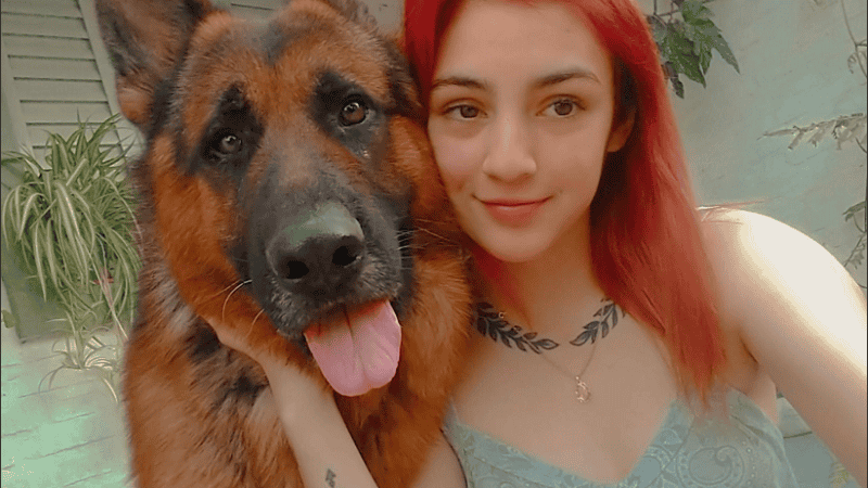 La joven de 22 años falleció tras haberse contagiado de coronavirus.