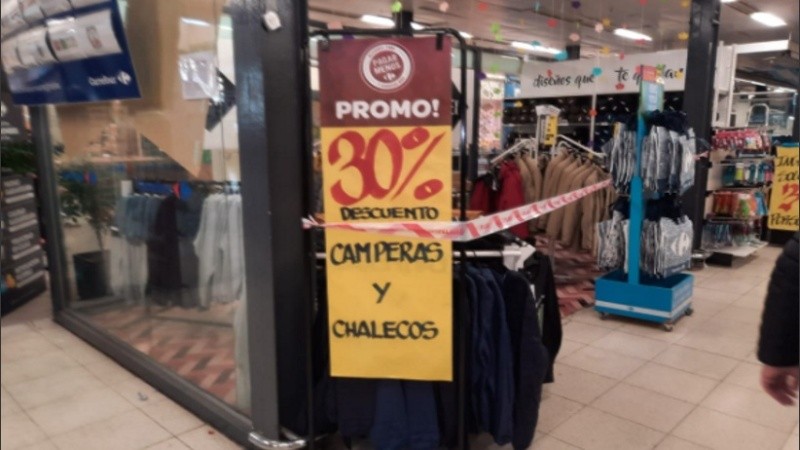 Sólo los productos esenciales están disponibles para la compra.