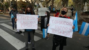 La movilización se hacía en la plaza 25 de Mayo.