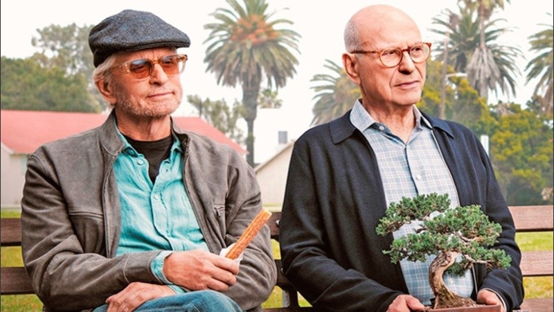 Michael Douglas y Alan Arkin protagonizan 