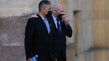 "Me da un poco de vergüenza recibir algo de alguien", dijo Chocobar en relación con la colecta.