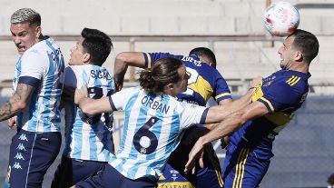 En un partido demasiado luchado no hubo emociones más que en los penales.