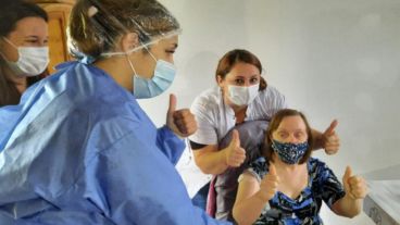 Se amplía la vacunación contra el coronavirus para personas con factores de riesgo