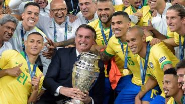 El presidente Jair Bolsonaro confirmó que su país volverá a recibir la copa como en 2019.