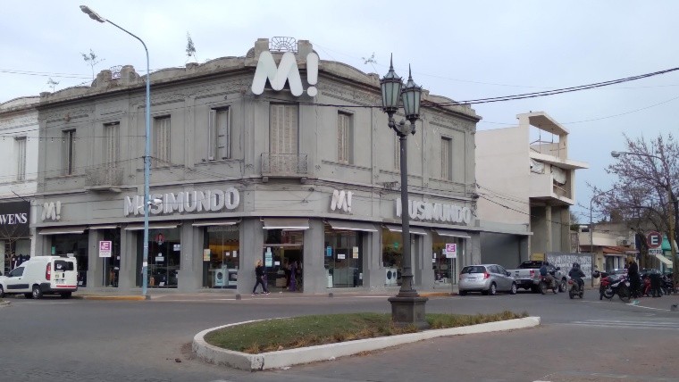 El local actual de Musimundo en Rafaela en pleno microcentro.