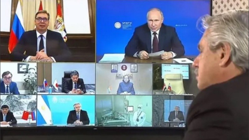 La videoconferencia entre Alberto Fernández y Vladimir Putin durante la cual se realizó el anuncio.