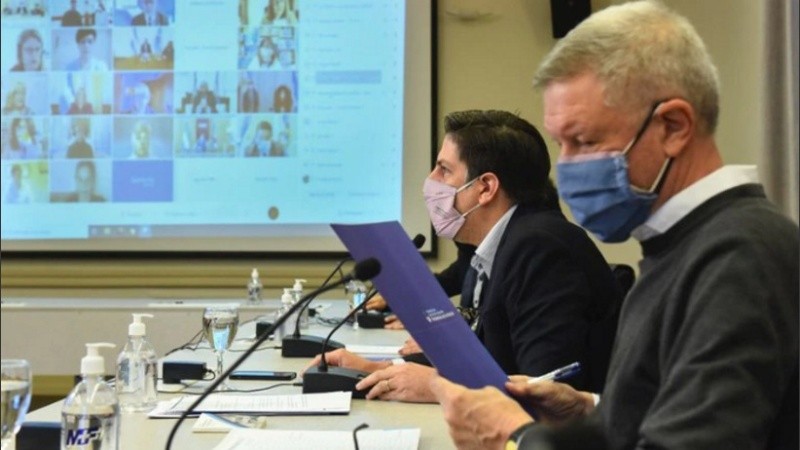 El ministro de Educación Nicolás Trotta encabezó una sesión del Consejo Federal de Educación.
