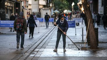 El fin de semana se vuelve al confinamiento más estricto y hay que esperar el decreto provincial por el lunes