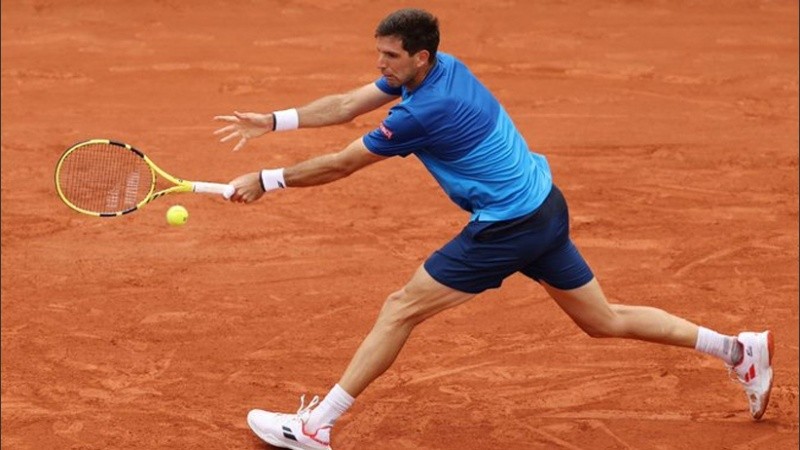 Federico Delbonis derrotó a Fognini y está en la segunda semana de Roland Garros.