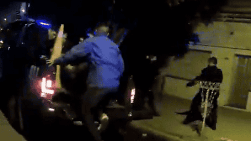 En French al 1800, se trasladaron once personas a la comisaría.