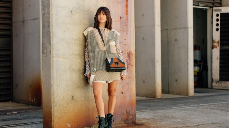 La modelo, bloguera y actriz Sarah Ellen, sorprendió con su flequillo en la Sydney Fashion Week