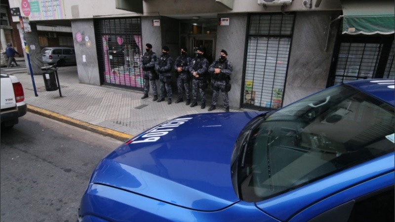 Mitre al 1600, uno de los lugares allanados en Rosario.