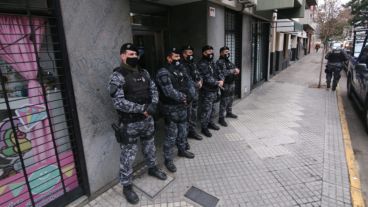 Mitre al 1600, uno de los lugares allanados en Rosario.