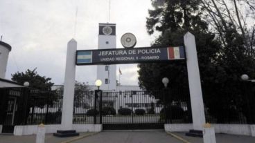 El acto se hará en la explanada de la Unidad Regional II de Rosario.