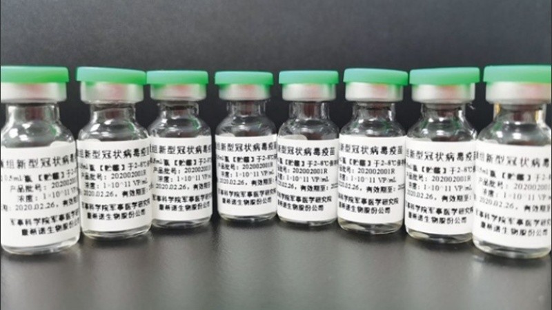 La vacuna de Cansino llega el mes próximo al país.