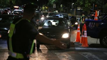 Policías, fuerzas federales y agentes municipales participan de los controles.