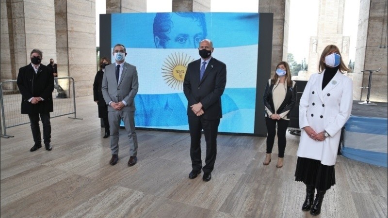 Javkin y Perotti en el Día de la Bnadera del año pasado. 