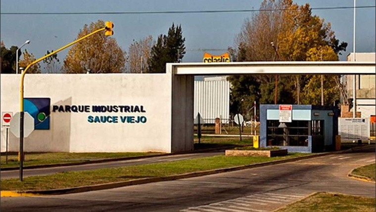 Nuevas firmas buscan radicarse en el polo industrial y dinamizan la venta de los escasos lotes disponibles.