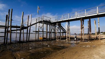 Postales de la bajante: el río Paraná a la altura de Rosario registró este martes una altura de 0.15 metros.