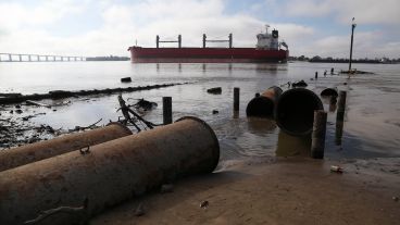 Postales de la bajante: el río Paraná a la altura de Rosario registró este martes una altura de 0.15 metros.