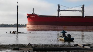 Postales de la bajante: el río Paraná a la altura de Rosario registró este martes una altura de 0.15 metros.