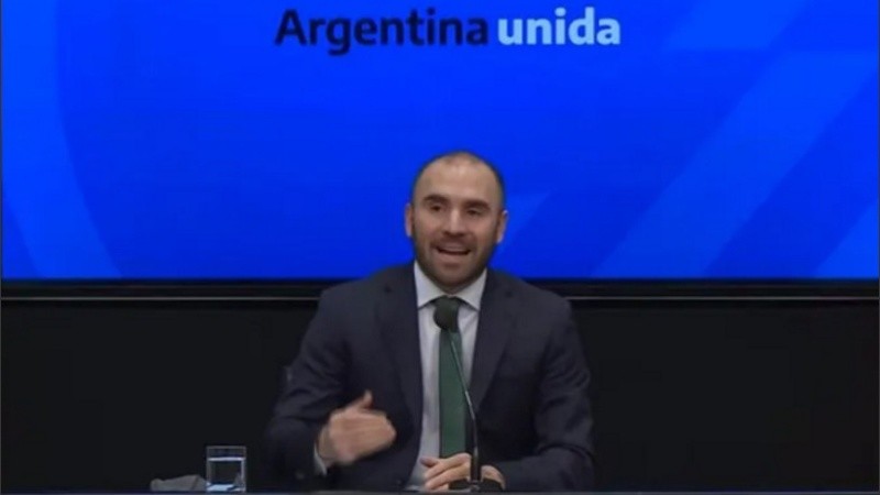 El ministro de Economía de la Nación, Martín Guzmán, durante el anuncio.