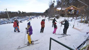 Los turistas podrán practicar una extensa gama de deportes invernales.