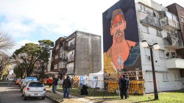 Así se encuentra el mural en homenaje a Messi ubicado en Buenos Aires al 4700.