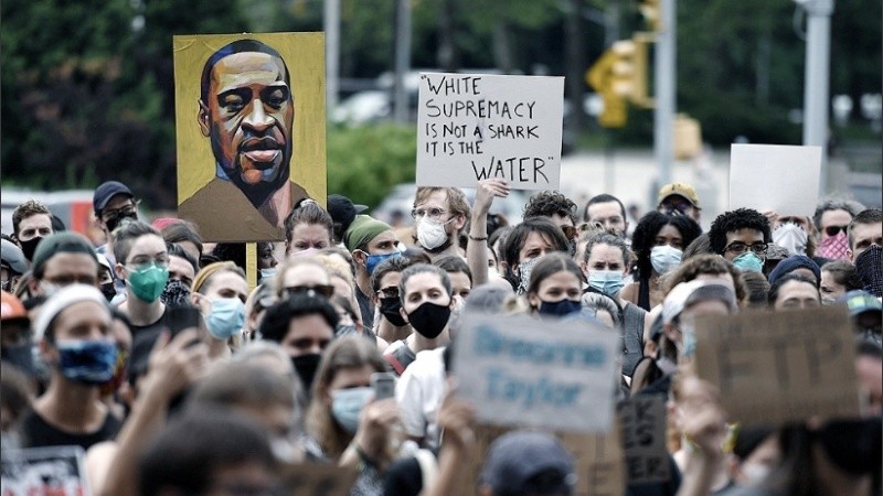 Los otros tres cómplices del asesinato de Floyd serán juzgados en marzo de 2022.