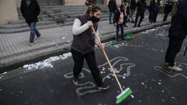 Después de romper los platos, los gastronómicos barrieron todo.