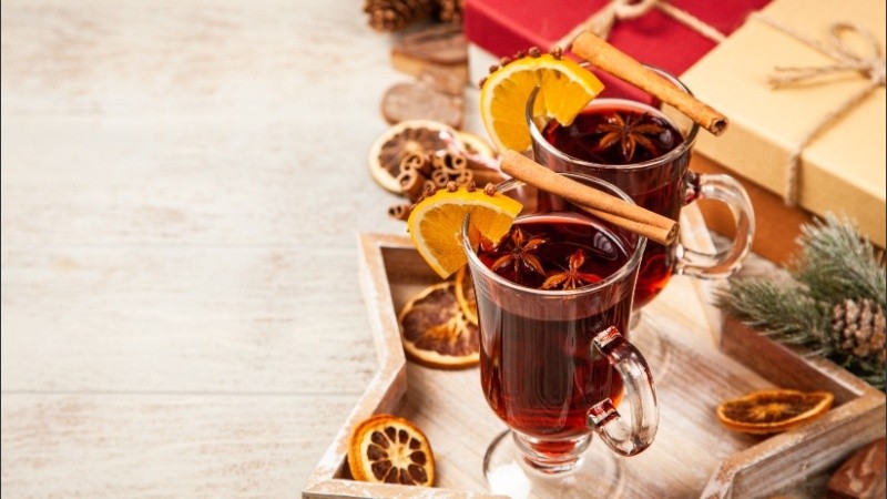 Se trata de una de las bebidas típicas de la navidad europea, que coincide con su invierno