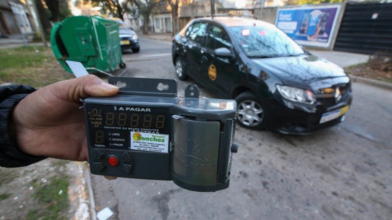 A retocar el taxímetro otra vez.