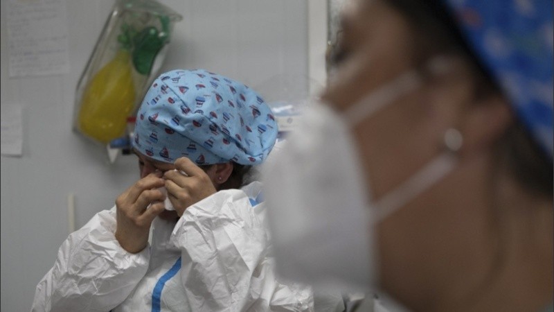 En Argentina hay 5.671 personas con coronavirus internadas en terapia intensiva.