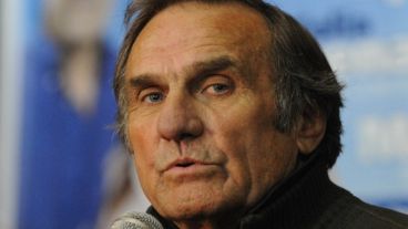 Reutemann falleció ayer a los 79 años en un sanatorio de su provincia al que había ingresado con un cuadro de anemia y deshidratación.